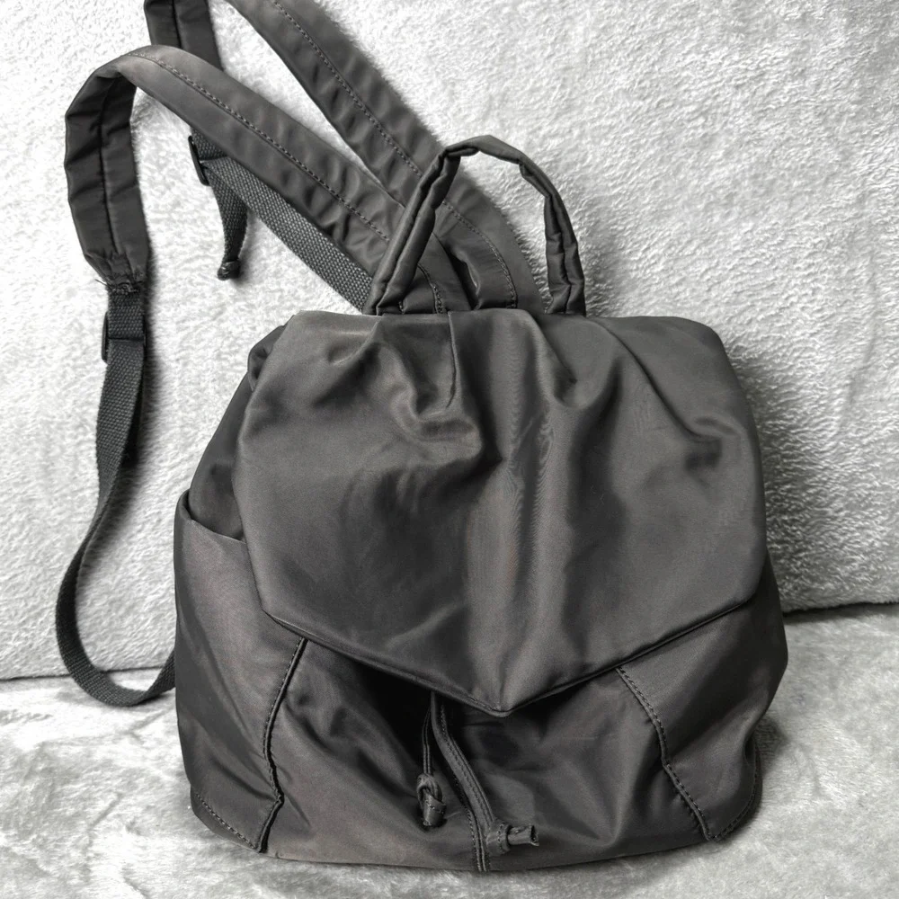 Charcoal Gray Nylon Drawstring Travel Backpack Magnetic Flap Closure‎ Adjustable